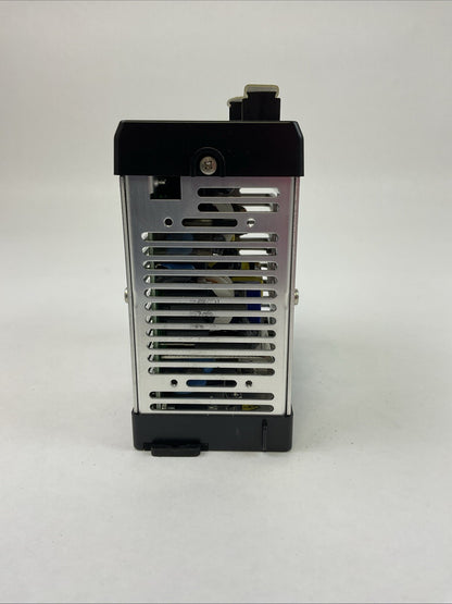 KEYENCE CA-U3 POWER SUPPLY OUTPUT 24VDC 6A INPUT 100-240VAC 50/60GZ 2.1A