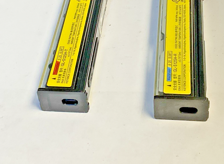 KEYENCE GL-S12SH-T/ GL-S12SH-R TRANSMITTER AND RECIEVER 24VDC