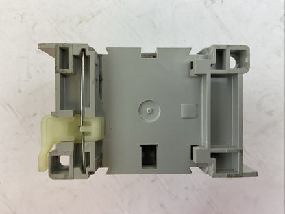 ALLEN BRADLEY 700-CFM400Z* SER A CONTACTOR 600VAC 30A COIL 24VDC