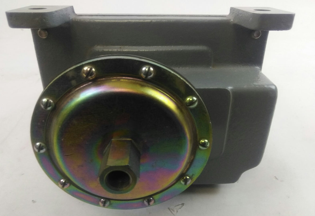 SQUARE D 9012 GAR1 - ELECTROMECHANICAL PRESSURE SWITCH - NEW SURPLUS