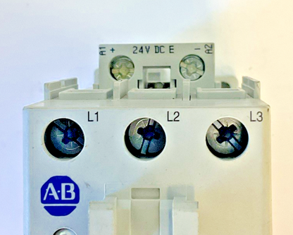 ALLEN BRADLEY 300-BOE*930 CONTACTOR  SER.B SIZE 1 27A 600VAC