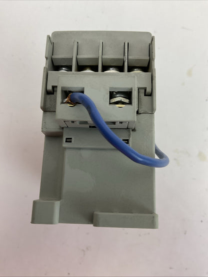 ALLEN BRADLEY STARTER (100-C09E*10 COIL 24VDC + 193-EEBB 0.2-1.0A)