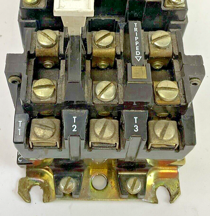 ALLEN BRADLEY 509-AOD STARTER SER.B CB236 COIL NO W/O HEATERS