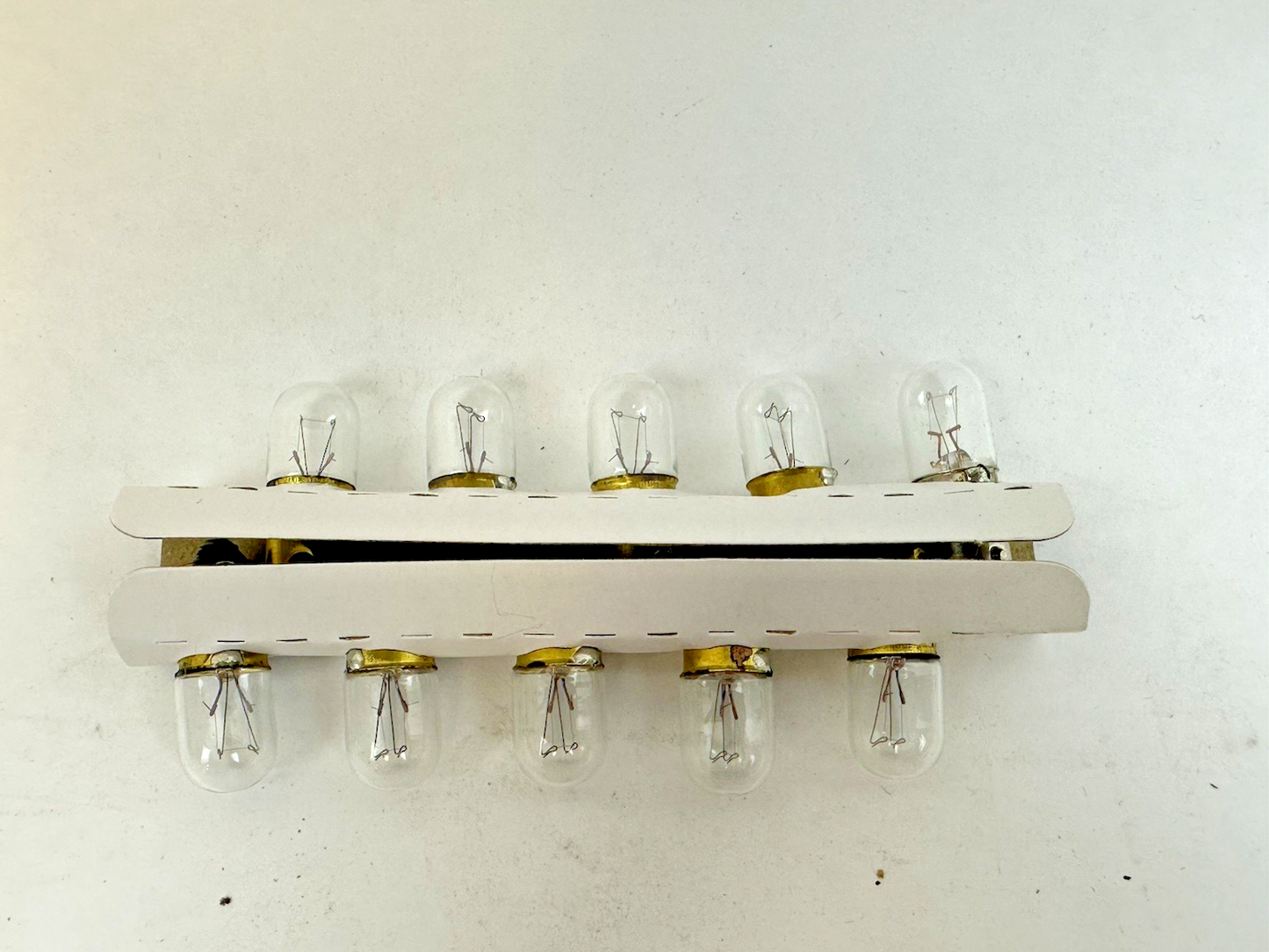 LUMAPRO 2FMP9 1819 MINIATURE LAMP BULBS 10 PACK LOT OF 4