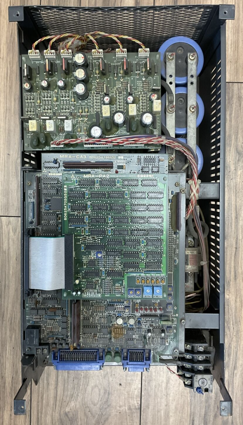 MITSUBISHI MELSERVO-A AC SERVO MR-A-7000P OUTPUT 42A POWER SUPPLY 200/220VAC