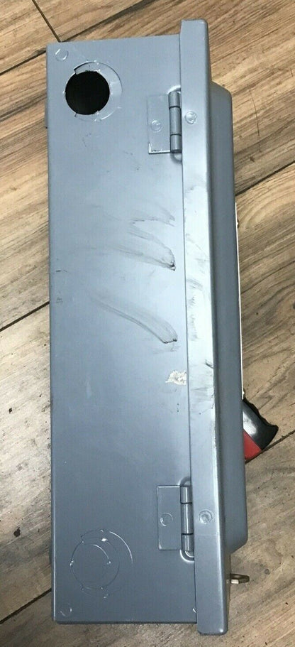 SQUARE D HU361 SAFETY SWITCH SER.F05 30A  TYPE1 ENCLOSURE NON FUSIBLE 600VAC/VDC