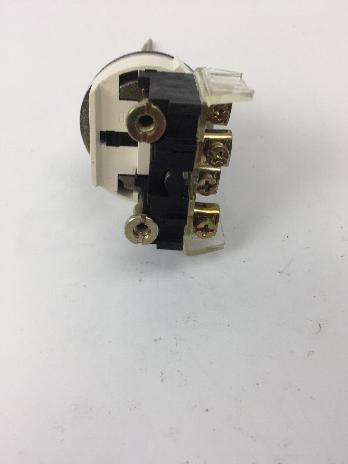 ALLEN BRADLEY 800T-H51A SELECTOR SWITCH SER T KEY 2 POSITION SPRING RETURN