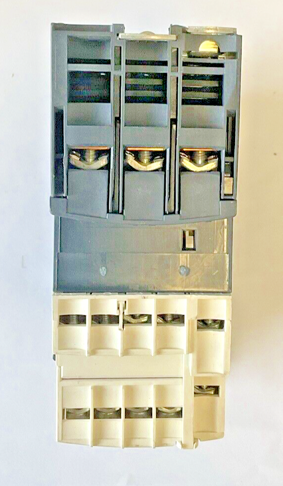 SCHNEIDER ELECTRIC LUCA12FU CONTROLLER 110-120VAC   W/ LUB32 POWER BASE