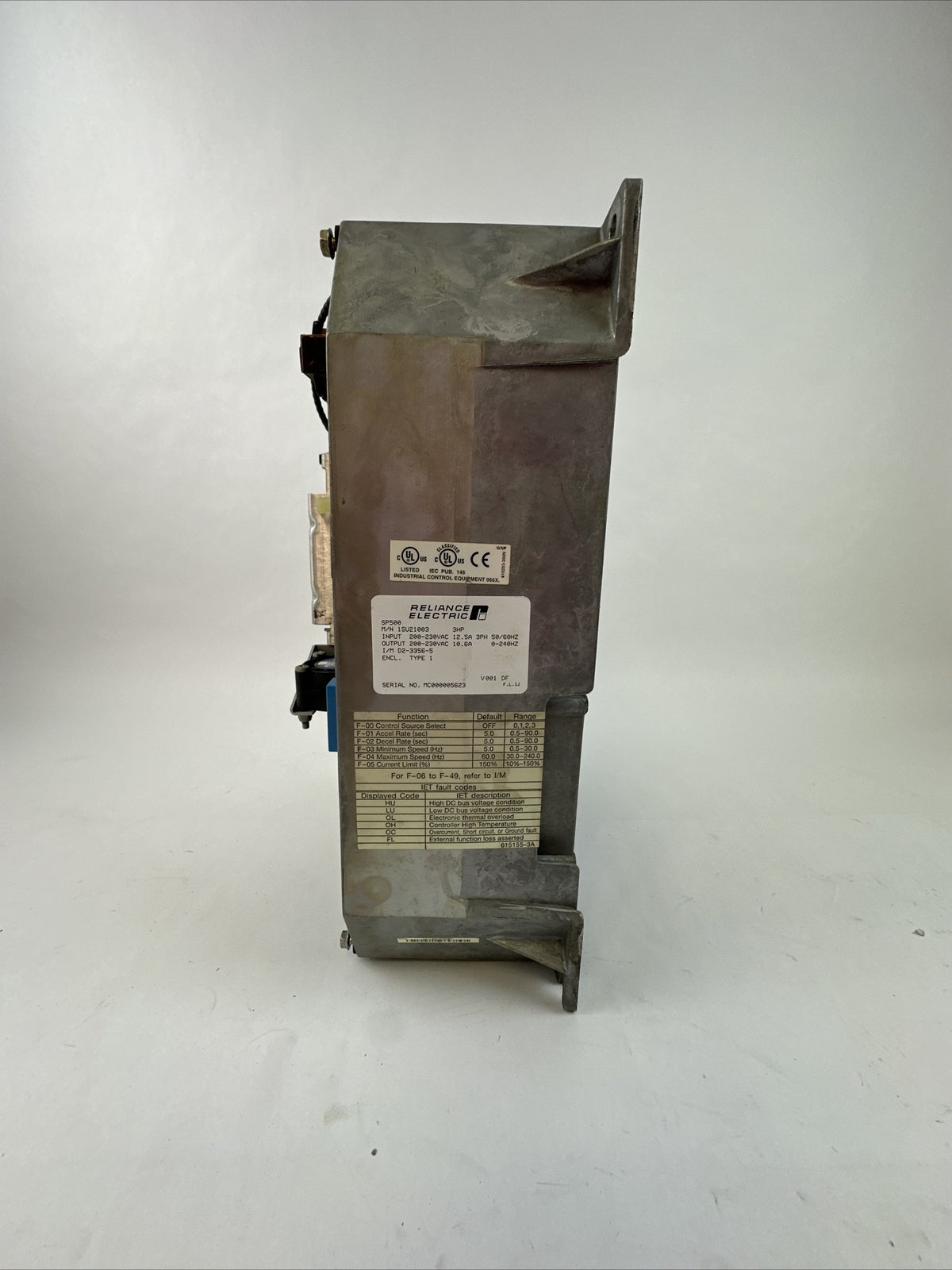 RELIANCE ELECTRIC SP500 1SU21003 AC DRIVE 200-230VAC 3HP
