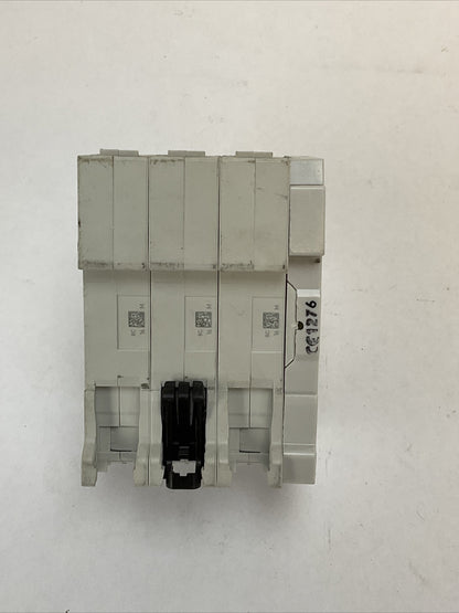 ALLEN BRADLEY 1492-SPM3C160 SER D CIRCUIT BREAKER 3POLE 16AMP 480Y/277VAC