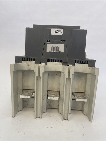 ABB AF400-30 CONTACTOR 600VAC 400HP 3PH 3POLE 550A COIL 100-250VDC 50-60hz