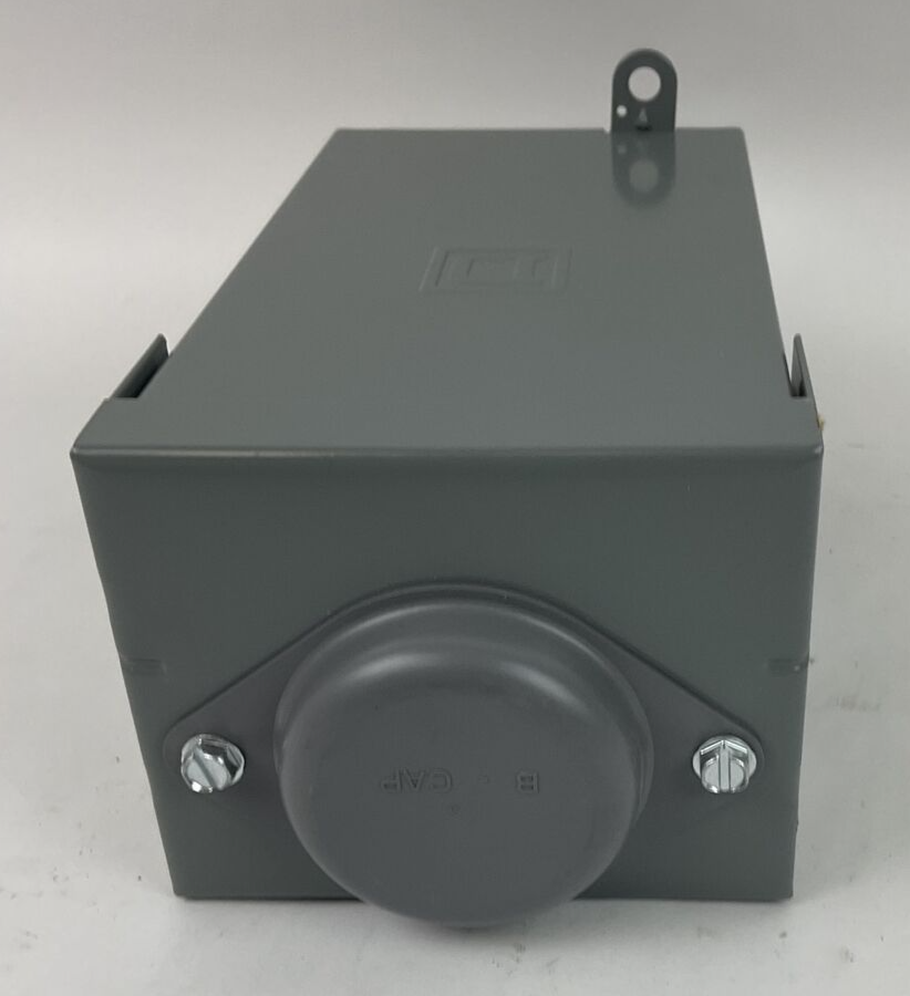 SQUARE D HOM2-4L70RB HOMELINE LOAD CENTER 70A SER.02 240VAC 1PH