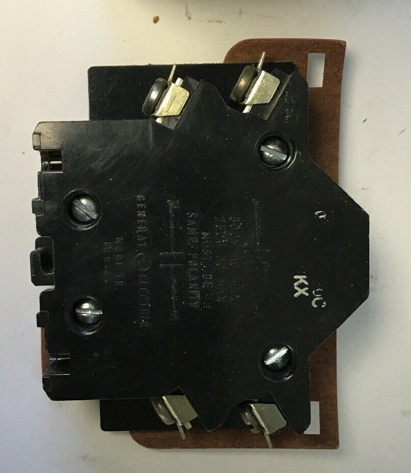 GENERAL ELECTRIC CR305X100C AUXILIARY CONTACT FOR SIZE 0 & 1