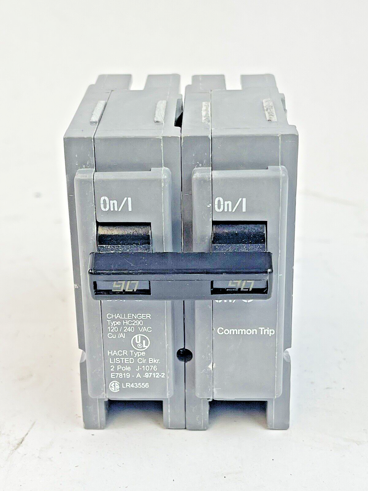 CHALLENGER - HC290 - CIRCUIT BREAKER - 90A/2 POLE/240 VAC - NEW