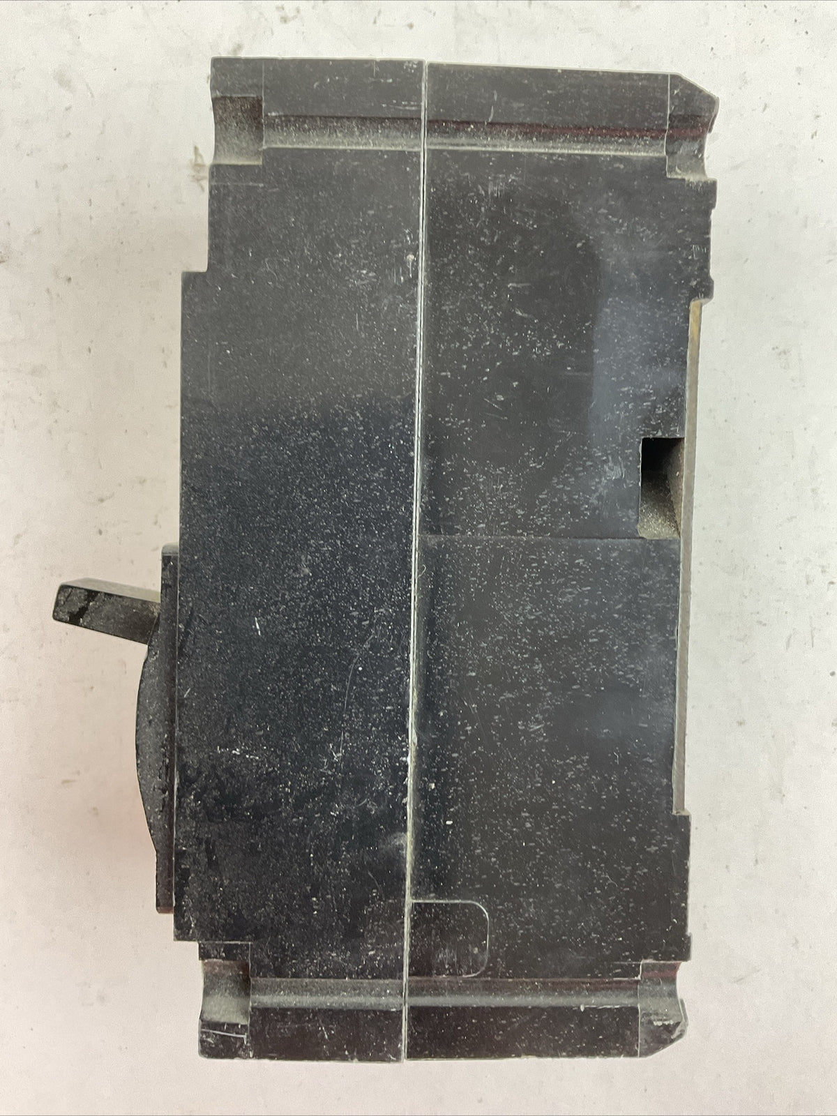 SQUARE D FAL22030 MOLDED CASE CIRCUIT BREAKER 30AMP 2POLE 240VAC 250VDC
