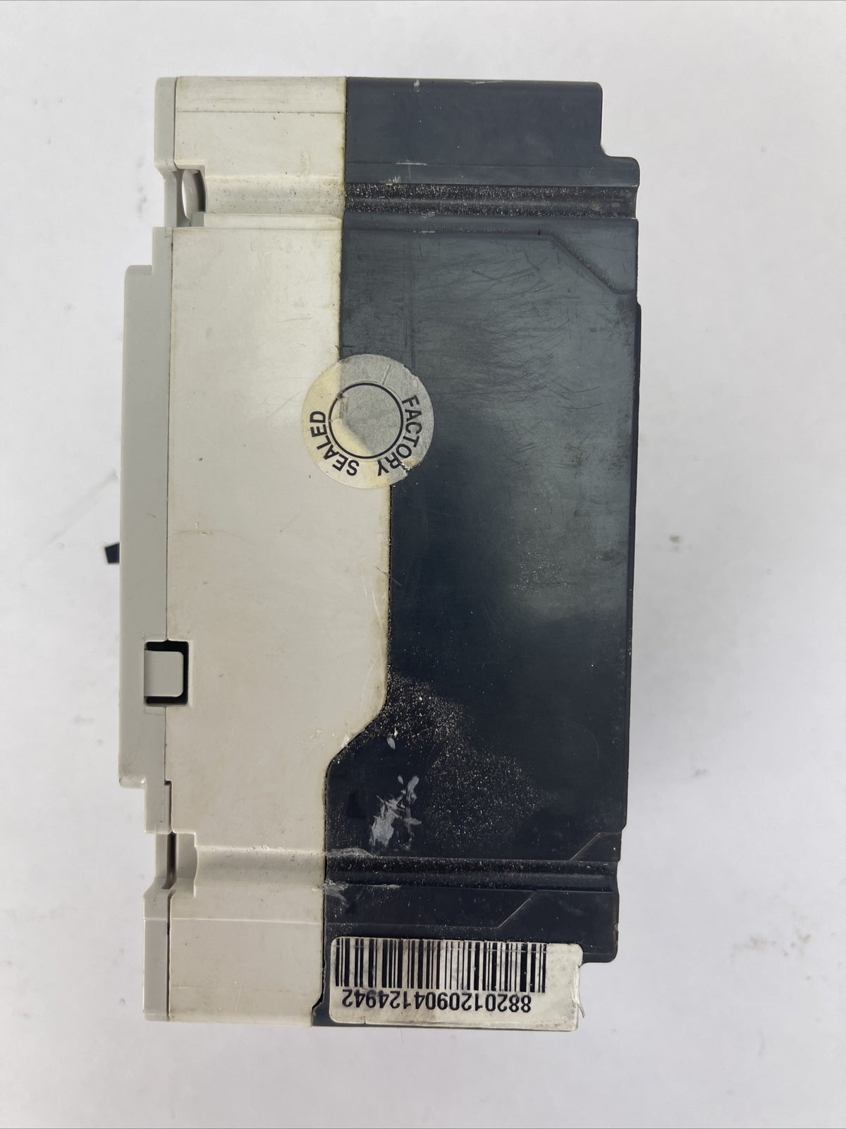 EATON EGB3060FFG INDUSTRIAL CIRCUIT BREAKER 60AMP 3POLE 250VDC 480VAC 67B3600G12