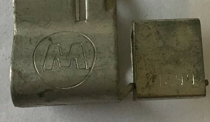 FUSE CLIP C12 WITH D1299 LUG   ****LOTOF9***