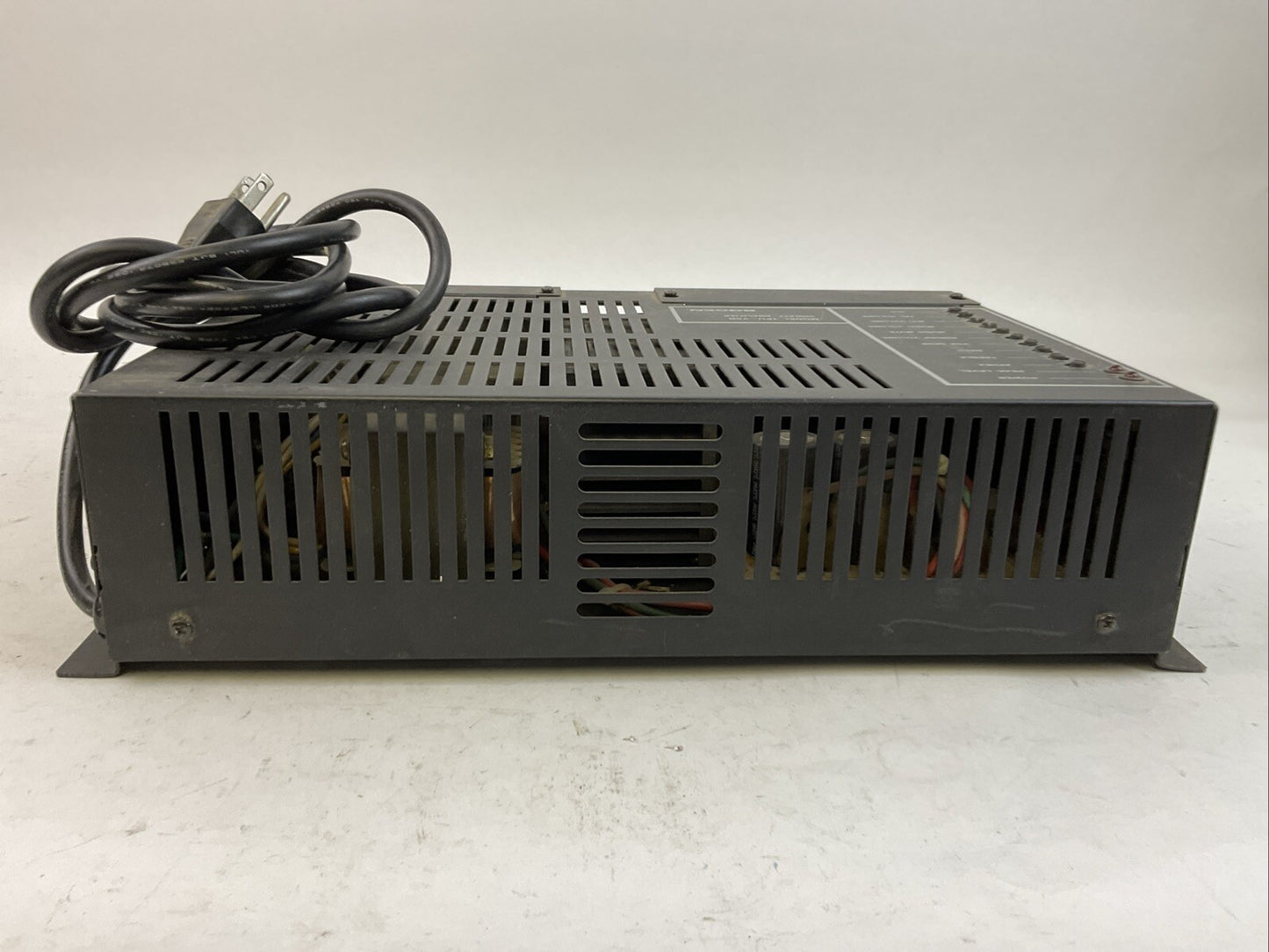 BOGEN TPU-35B 35WATT AMPLIFIER 120VAC 60HZ 0.6A 80W