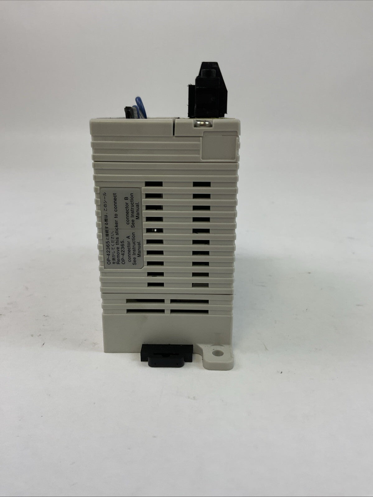 KEYENCE SL-R11 SAFETY CONTROL UNIT 24VDC 150mA