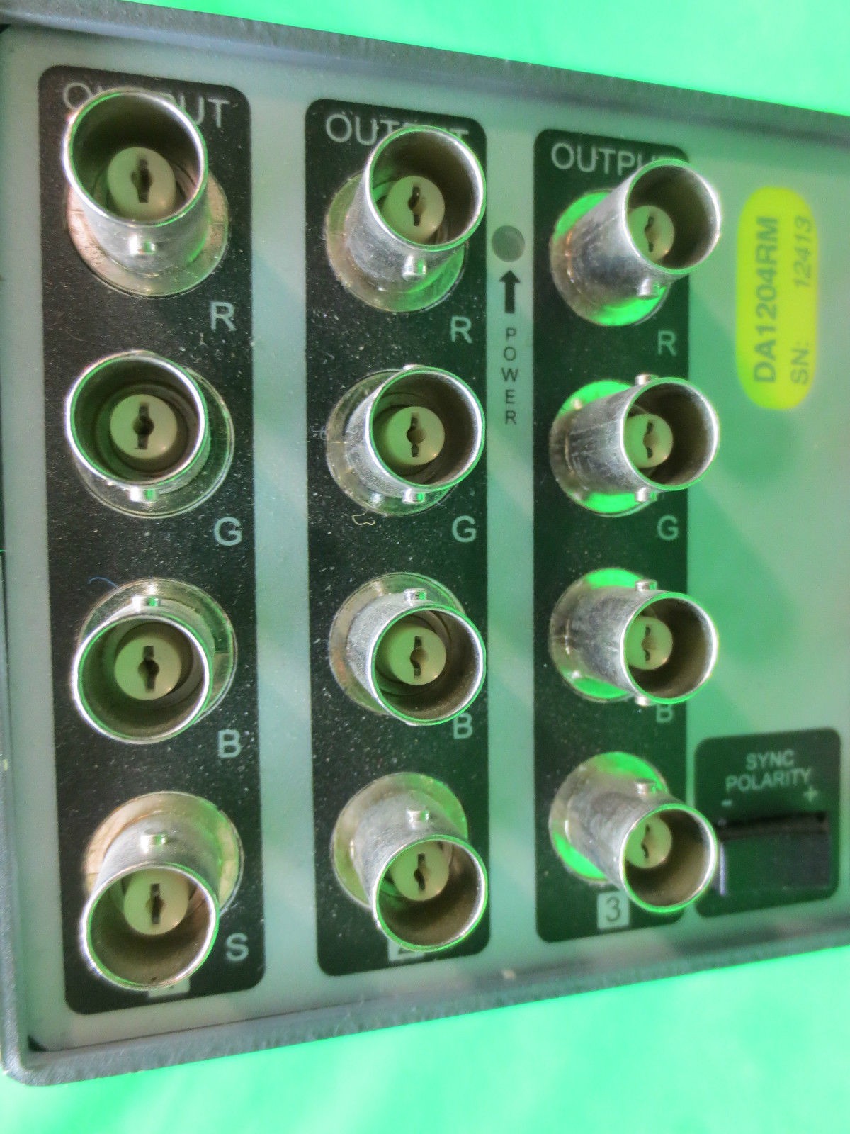 ALTINEX DA1204RM - 1x4 RGBS - 12413 -