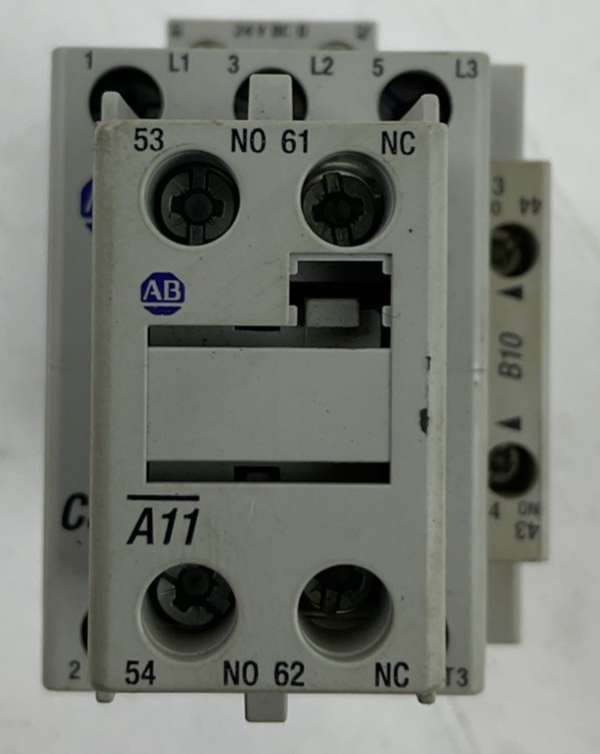 ALLEN BRADLEY 100-C30D*00 SER C CONTACTOR 600VAC 55A 3PH 25HP COIL 24VDC 100-F