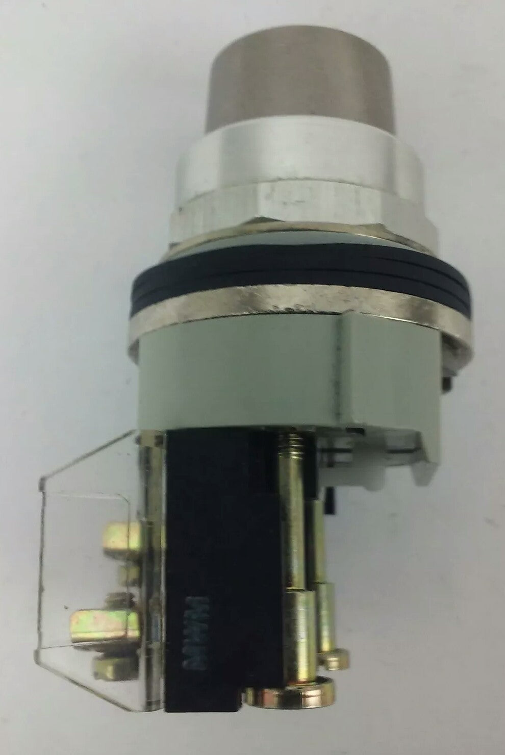 ALLEN BRADLEY 800T-H33KE8 SER. T SELECTOR SWITCH TYPE 4-13, NO KEY, 800T-H33