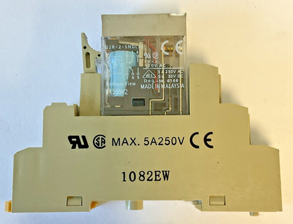 OMRON 1082EW SOCKET 5A 250V W/ G2R-2-SND RELAY ***LOTOF2***