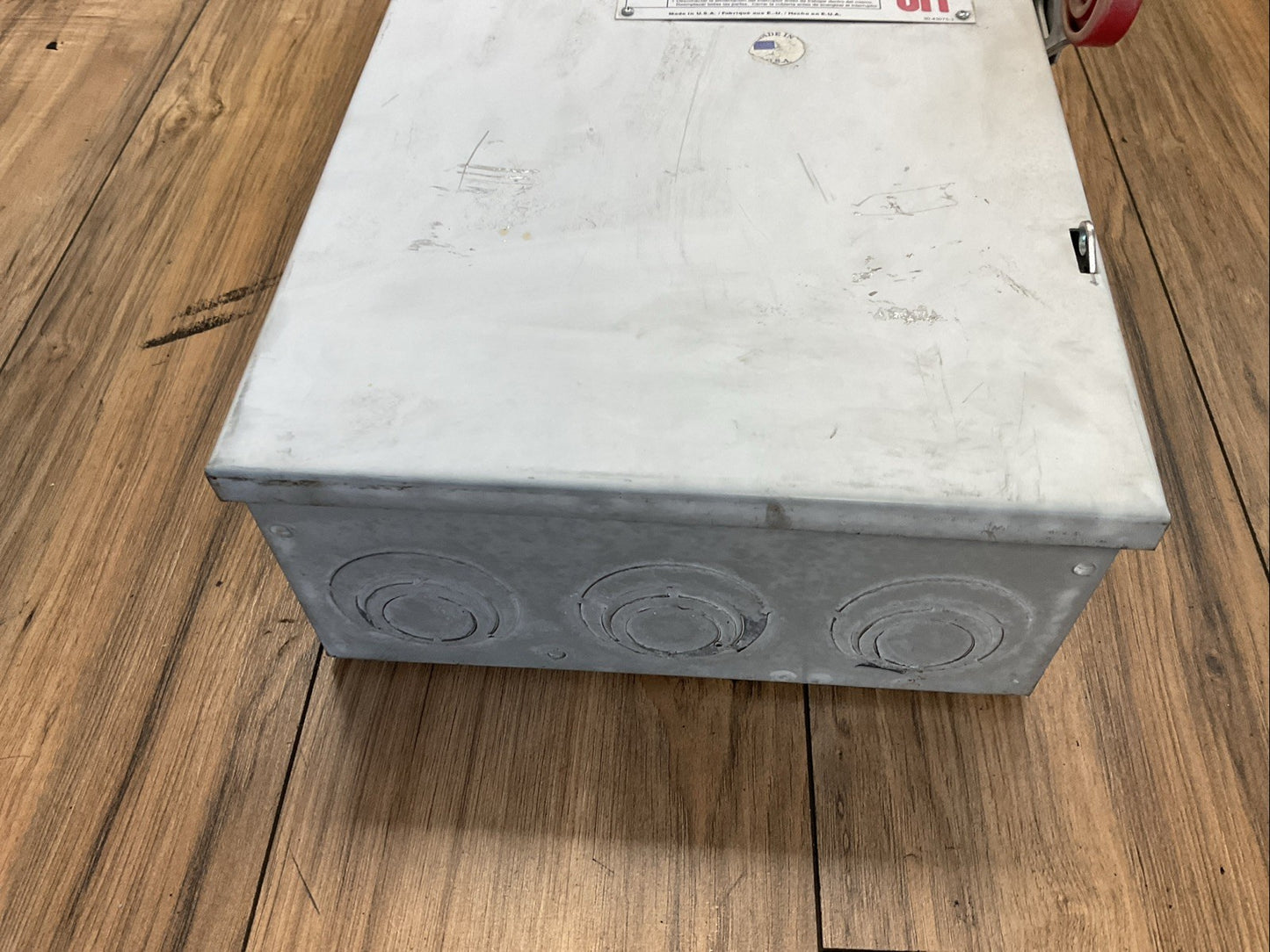 EATON DH363URK 600VAC 100HP 100A 250VDC 20HP NON-FUSIBLE SAFETY SWITCH TYPE 3R