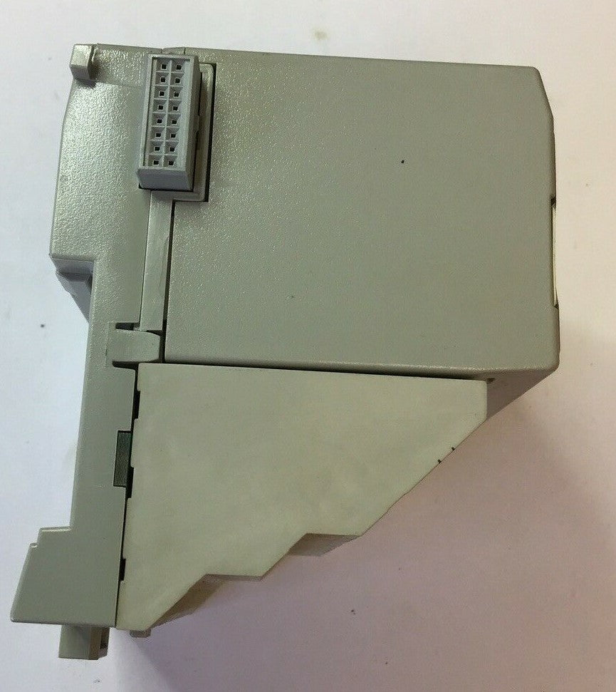 ALLEN BRADLEY FLEX I/O 1794-OB16P 24VDC SOURCE OUTPUT W/ 1794-TB3S TERMINAL BASE