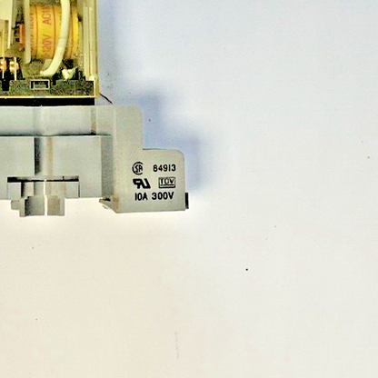 IDEC RH2B-UL RELAY 120VAC 50/60HZ W/ SH2B-05 SOCKET 10A 300V  ***LOTOF2***