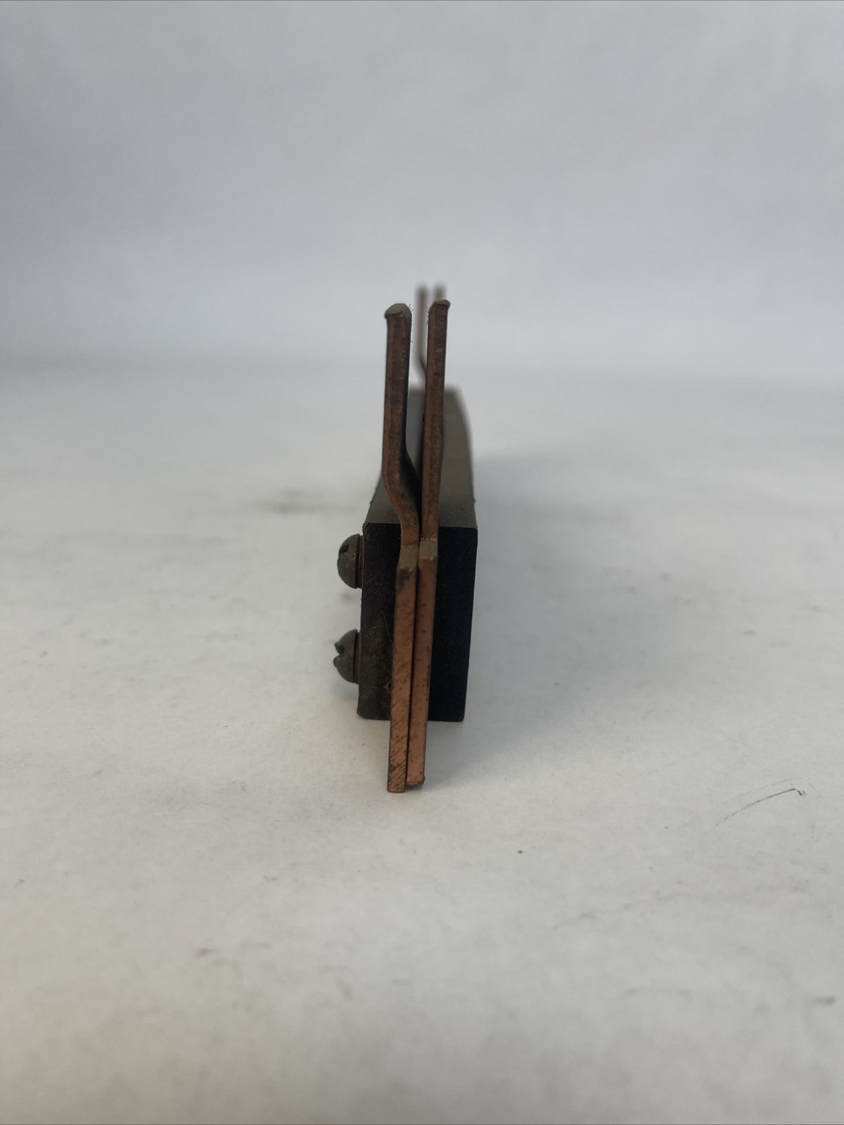 IDEAL FR621 200A-100A 600V FUSE REDUCER