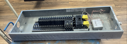 SQUARE D QOC42US BREAKER PANELBOARD TYPE 1 SER S01 200AMP MAIN BREAKER