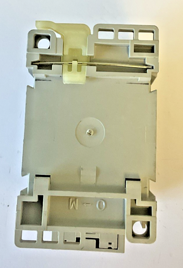 ALLEN BRADLEY 100-C30E*00 CONTACTOR SER.C 600VAC 55A