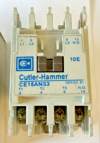 CUTLER HAMMER CE15ANS3AB CONTACTOR SIZE A  110/120V 50/60HZ SER.B1 7A