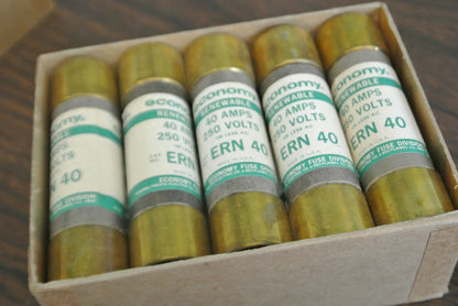 BOX of 10 / ECONOMY / FPE / ERN40 RENEWABLE FUSE / 40A / 250V / NEW SURPLUS
