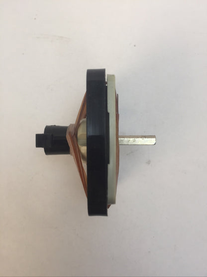 KLOCKNER MOELLERT DE-T2 DRIVE FOR REAR MOUNTING SWITCH (LOT OF 5)