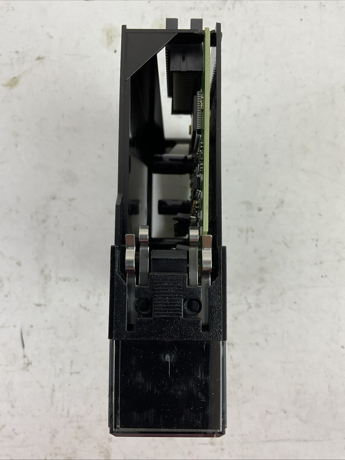ALLEN BRADLEY 1756-OB16E SER A FW 3.004 CONTROLLOGIX 16 PT DIGITAL OUTPUT MODULE