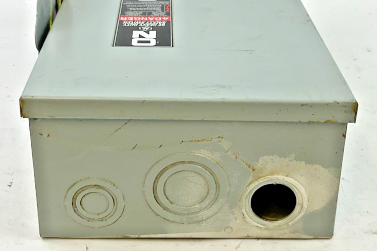 GE THN3363 NON-FUSIBLE SAFETY SWITCH 3PH 100A 600VAC 250VDC 100HP MODEL:10