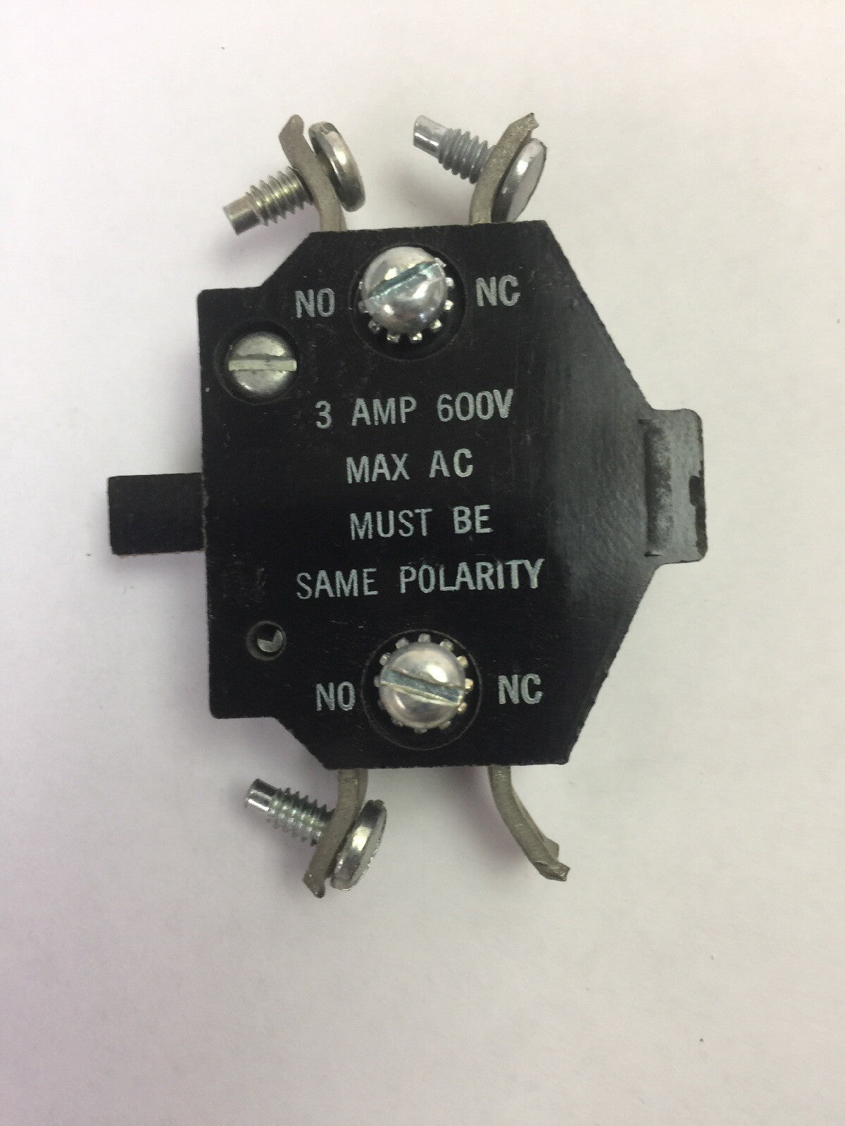 CUTLER HAMMER 10-3654 AUXILIARY CONTACT 3AMP 600VAC