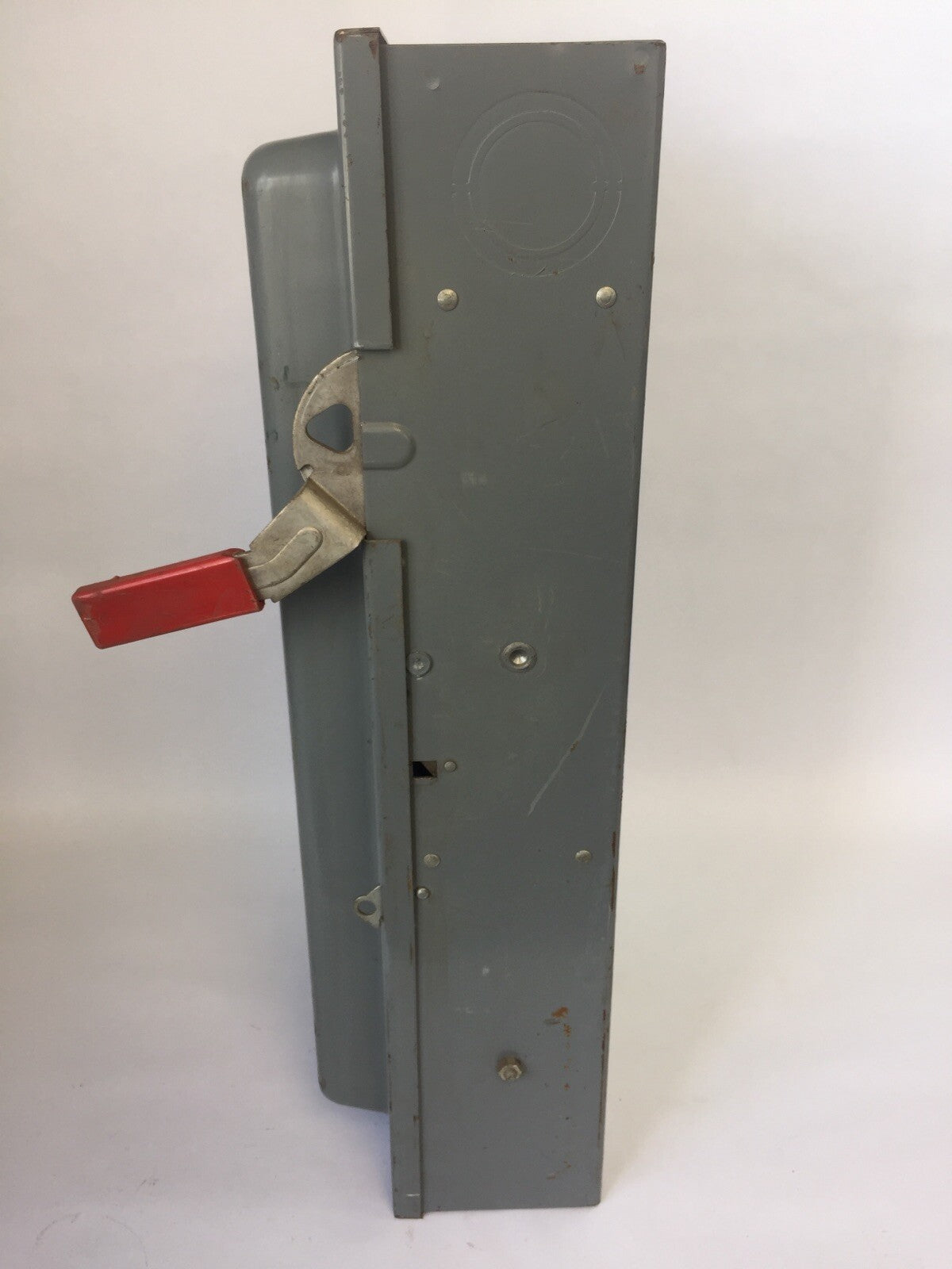 CUTLER HAMMER 4105H313H HEAVY DUTY FUSIBLE SAFETY SWITCH 100A 600VAC 75HP 3P 3PH