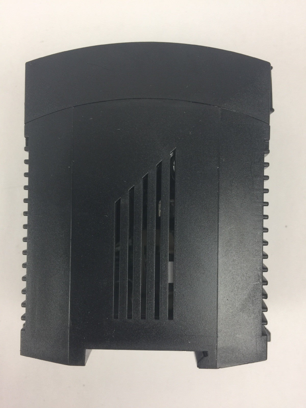 ALLEN BRADLEY 1606-XLP25A POWER SUPPLY INPUT 100-240VAC OUTPUT 5-5.5VDC 5A 25W