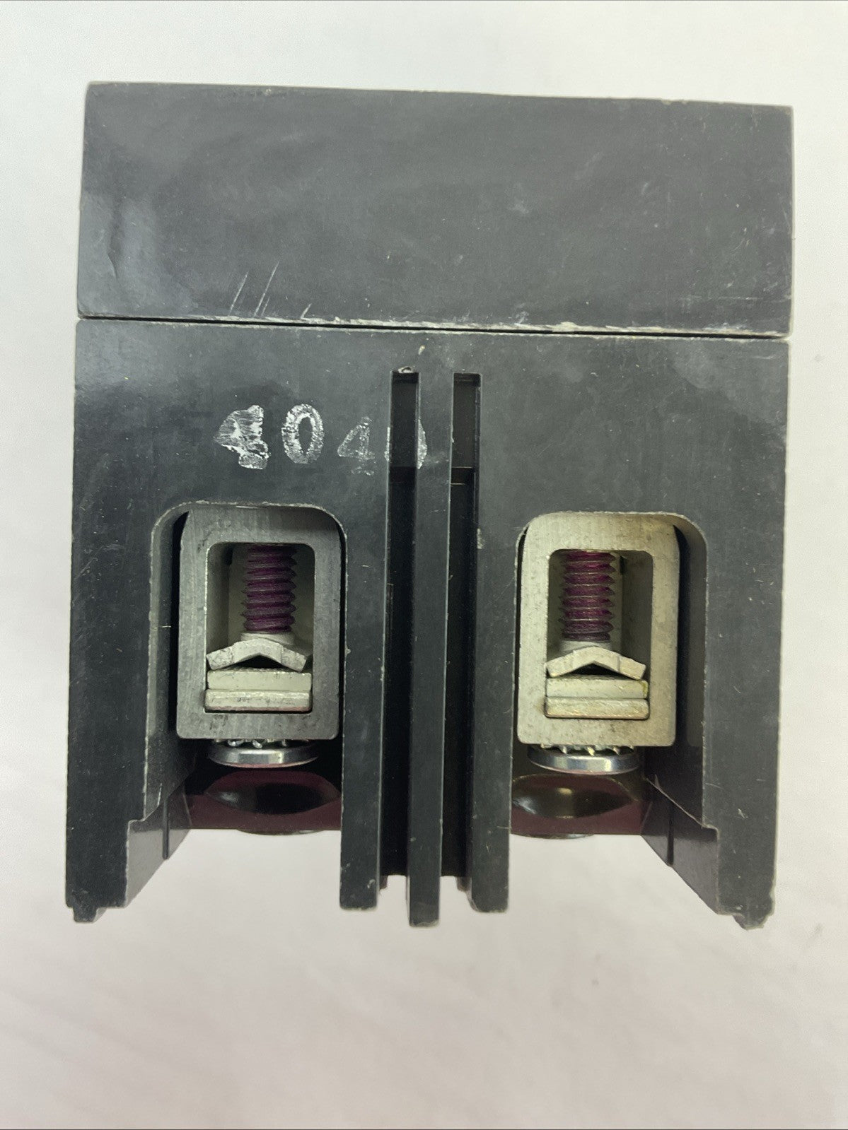 GE TED124040WL MOLDED CASE CIRCUIT BREAKER 40AMP 480VAC 250VDC 2POLE