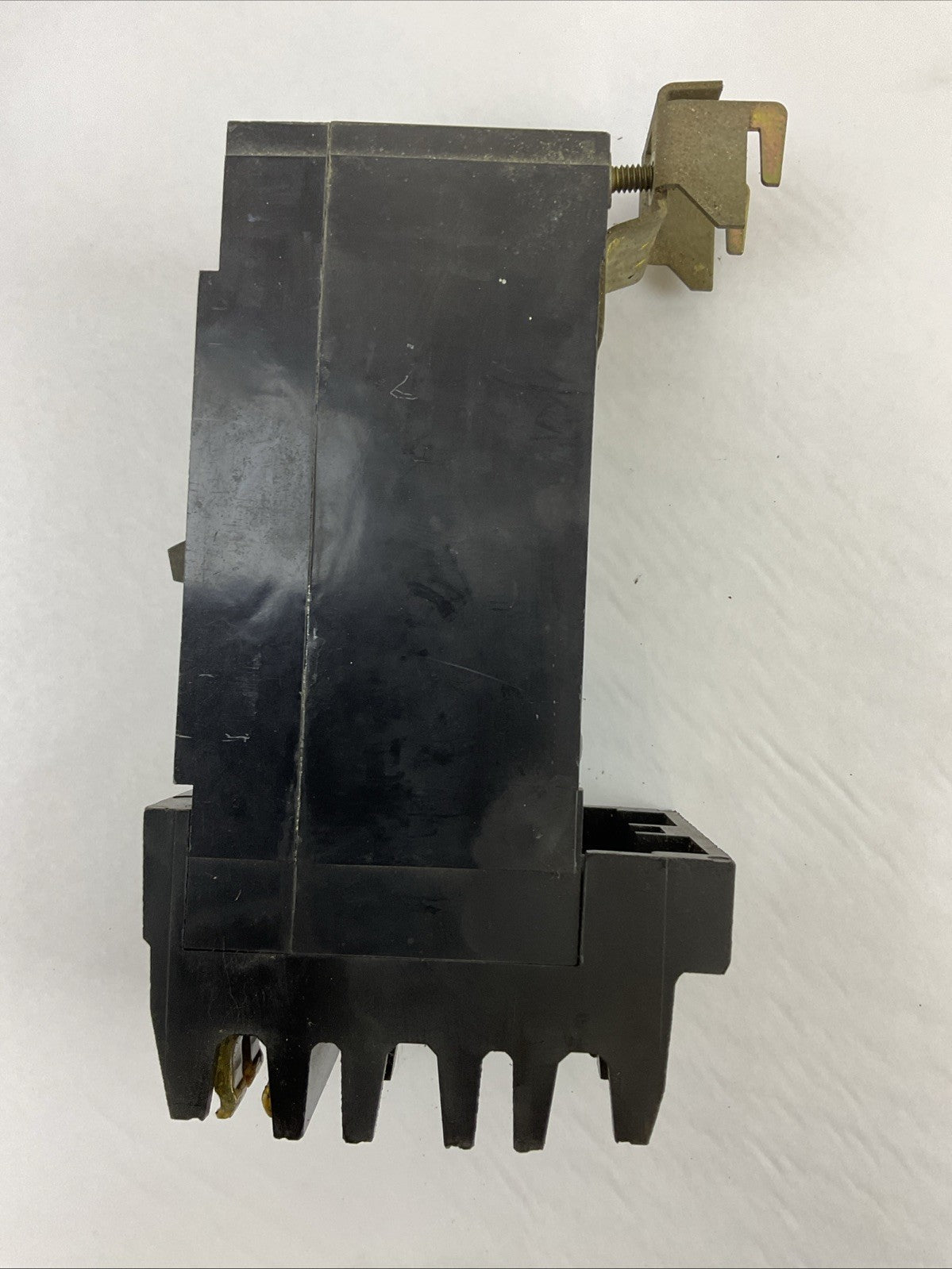 SQUARE D Q222225ACH CIRCUIT BREAKER 225AMP 240VAC 2POLE