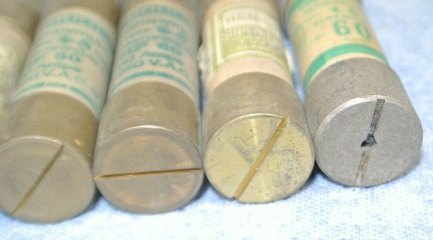 MIXED LOT of 14 RENEWABLE FUSES / 60A / 250V / GOULD-SHAWMUT, BUSSMANN, ECONOMY