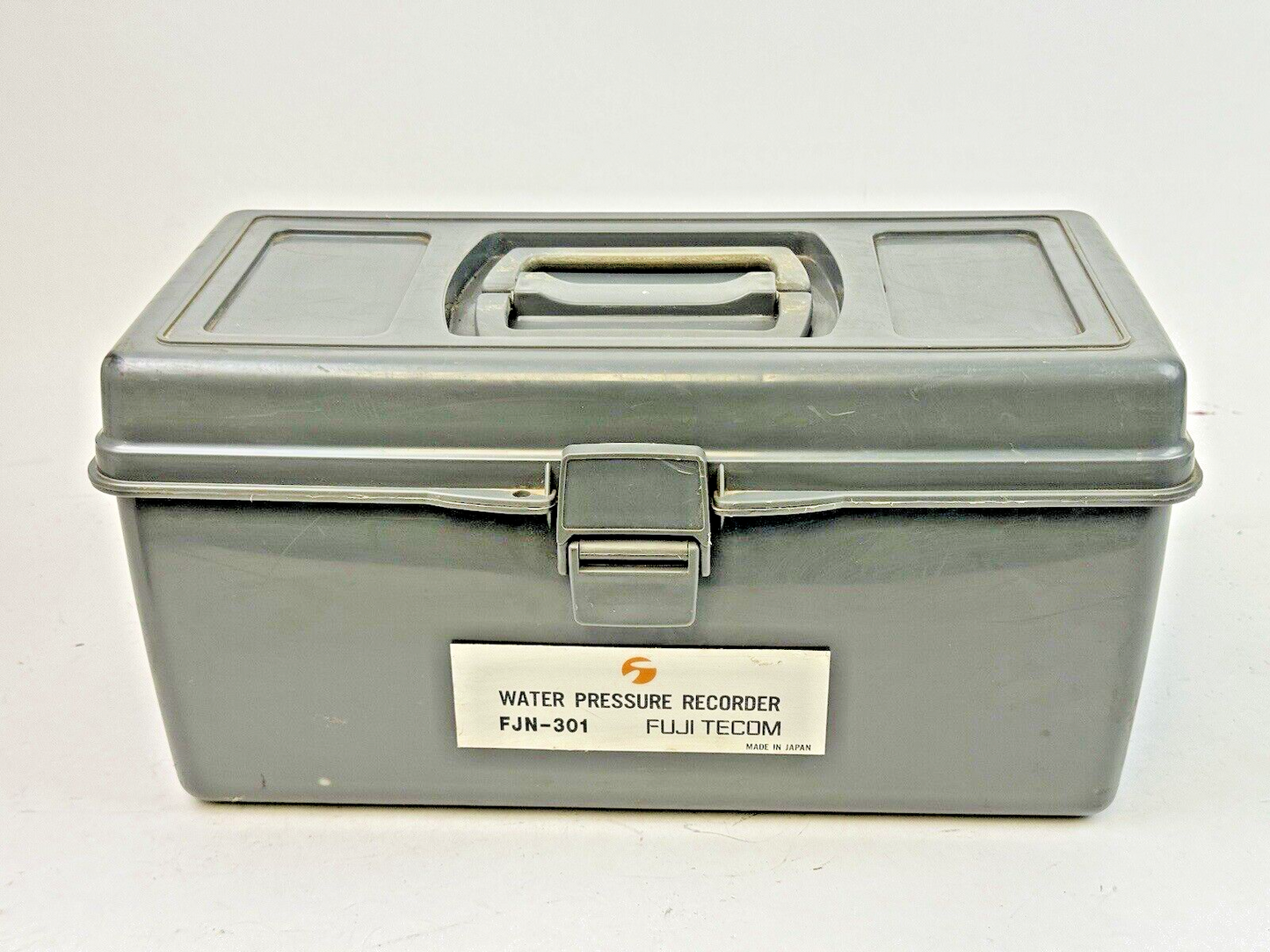 FUJI TECOM - FJN-301 - PORTABLE FUJI WATER PRESSURE RECORDER W/ TUBES & PAPER