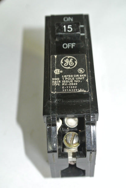 GENERAL ELECTRIC CIRCUIT BREAKERS 15A, SINGLE-POLE - LOT of 2