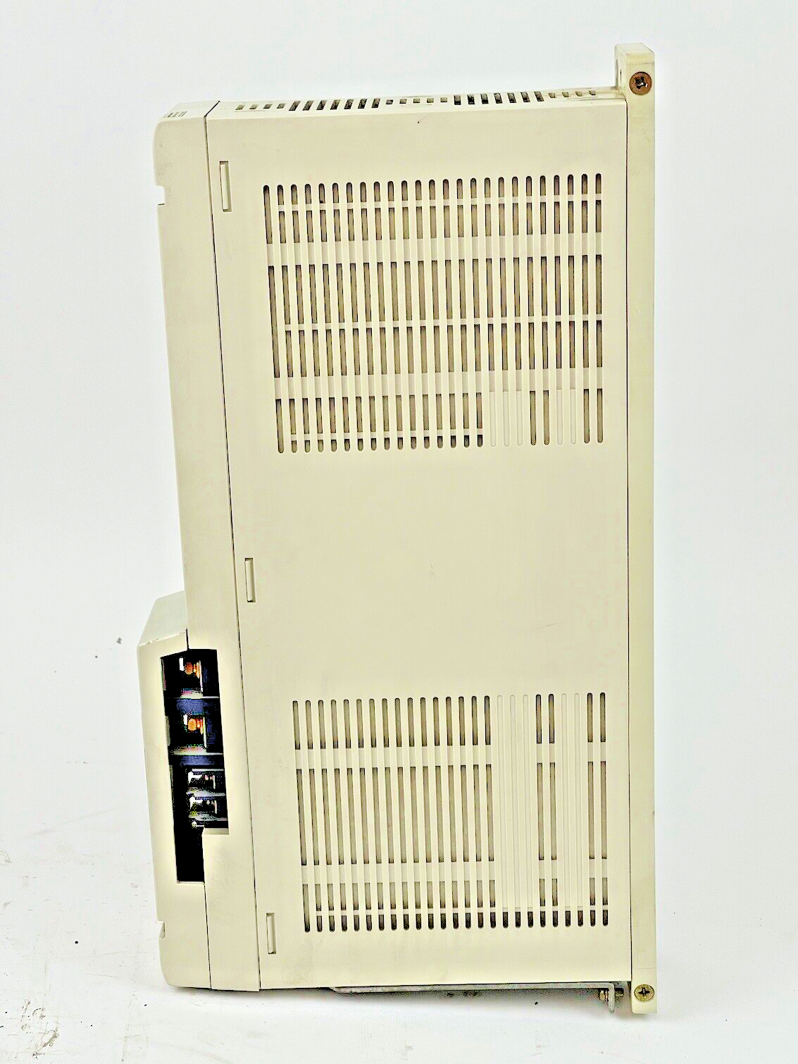 MITSUBISHI - MDS-C1-V1-10- SERVO DRIVE UNIT 200-230v-ac 270-311v-dc 3ph 155v 1kw