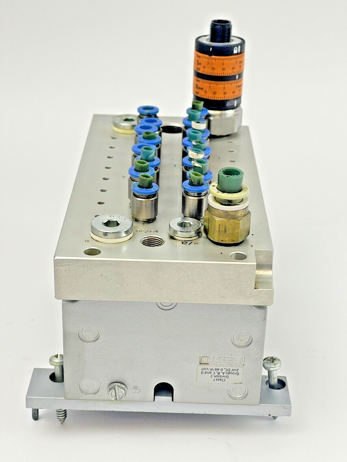 FESTO - CPV14-V1 - VALVE MANIFOLD-W/ PNEUM CONN & STACK PLATES, BN02(8)