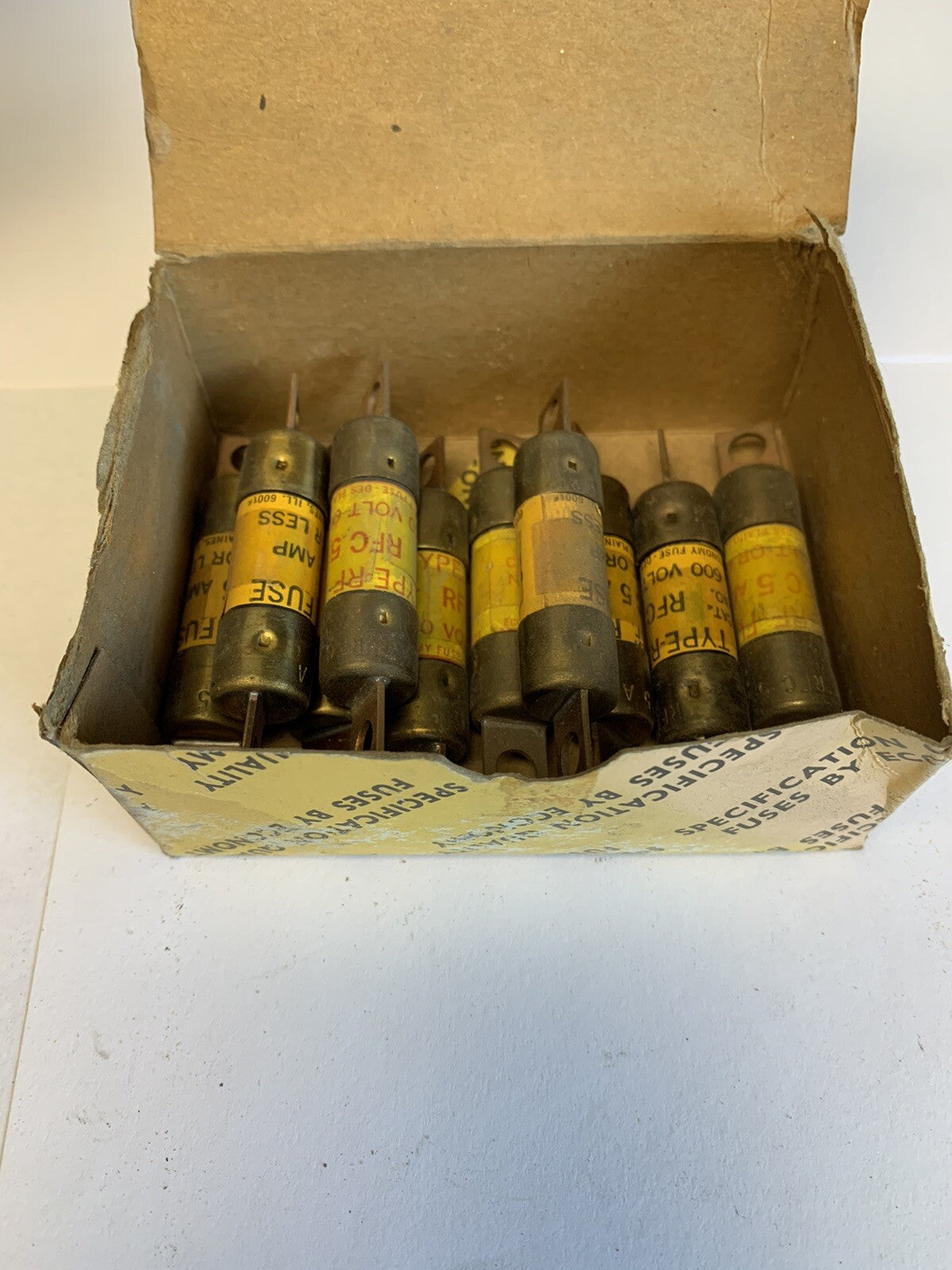Economy Fuse RFC5 5A 600V Fuse "Lot of 10"