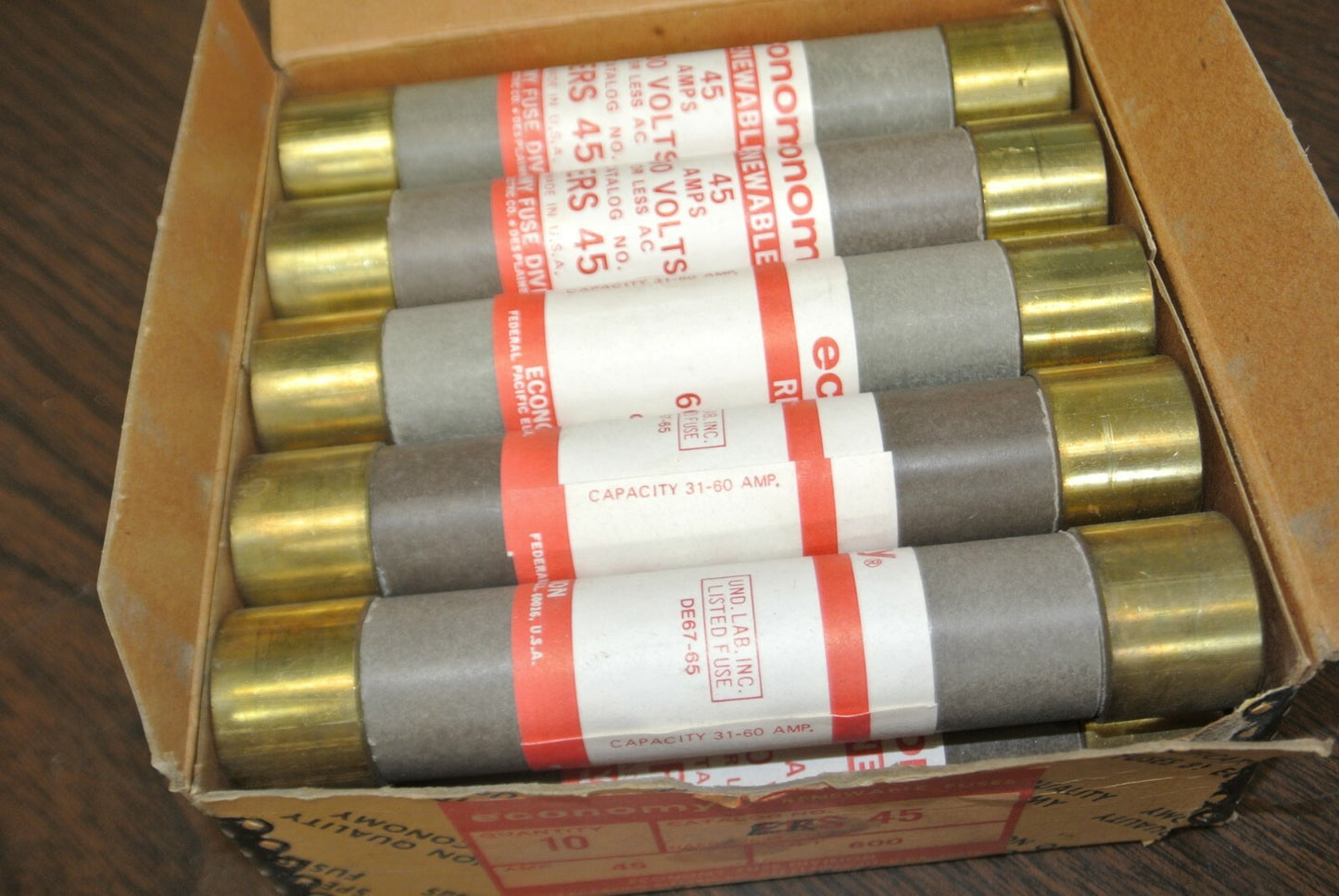 ECONOMY / FEDERAL PACIFIC ERS45 RENEWABLE FUSE / 45A / 600V / NEW SURPLUS